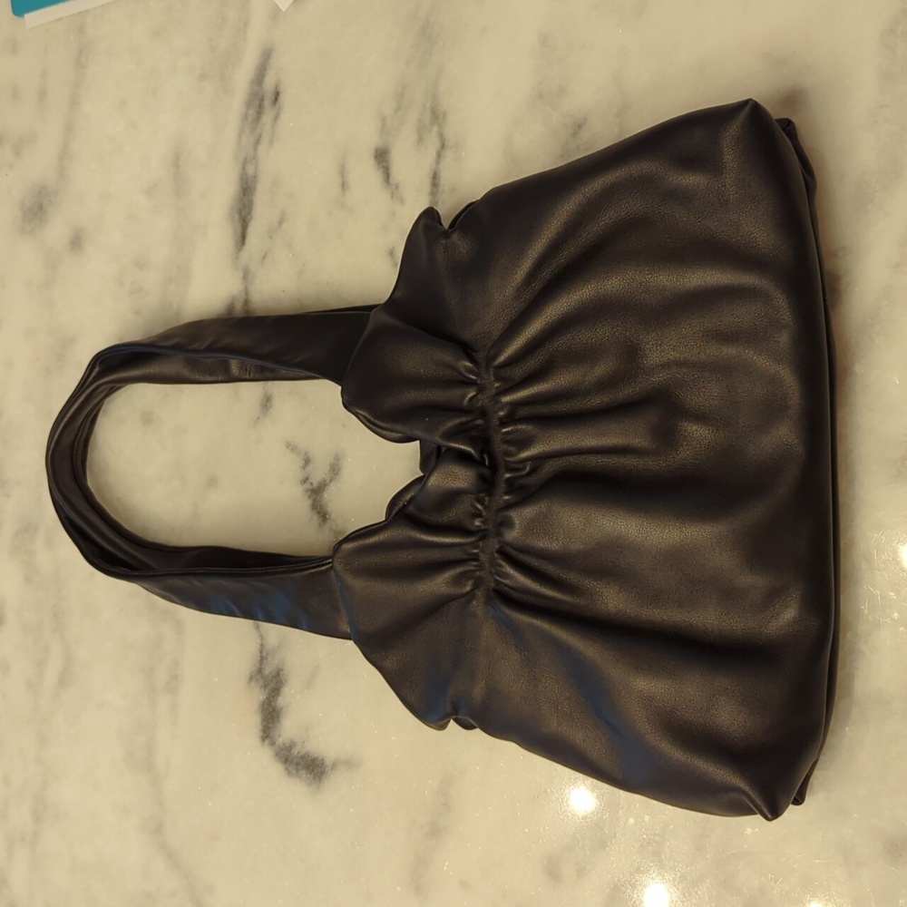 Renato Angi Venezia Supple Leather Shoulder Bag